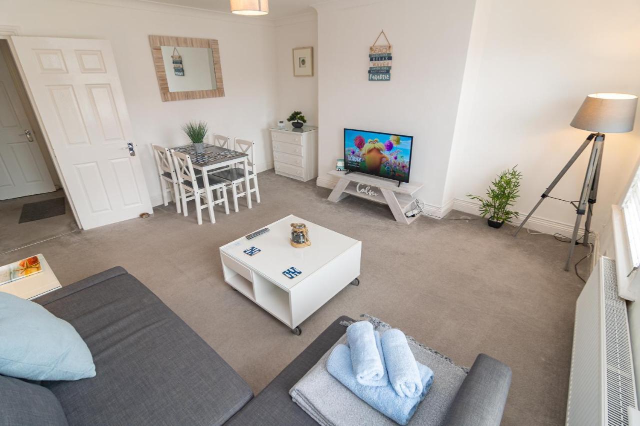 Light And Airy 1 Bedroom Flat 700M From The Beach Борнмут Екстер'єр фото